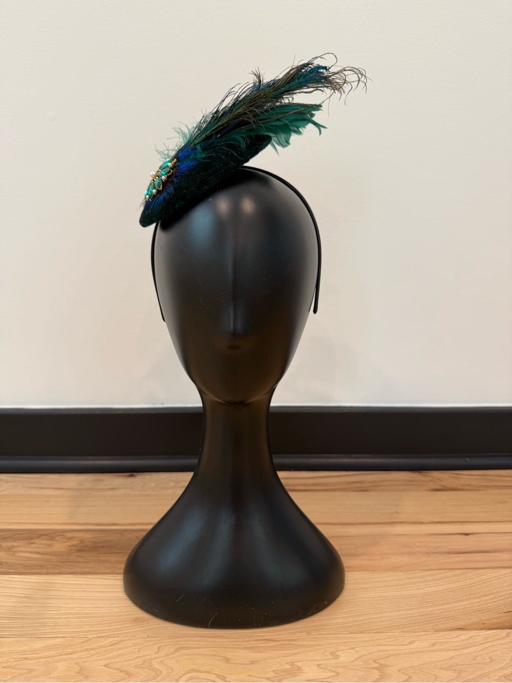 Peacock Feather Fascinator Hat | Emerald Green Velvet Cocktail Headpiece